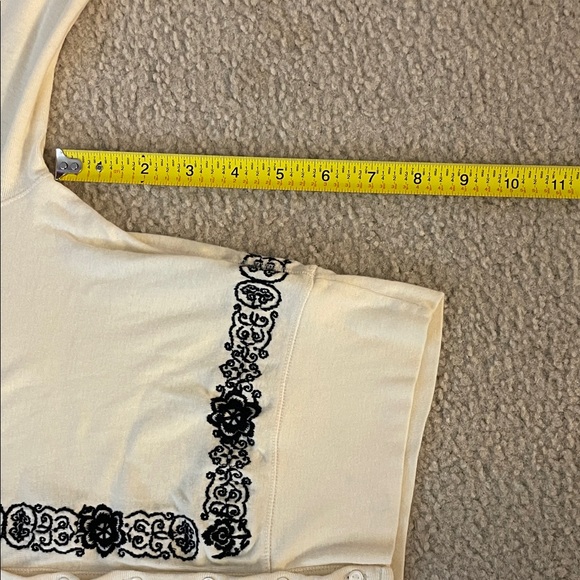 Vintage Lucky Brand Embroidered Button Up Blouse, Size M - Picture 7 of 9